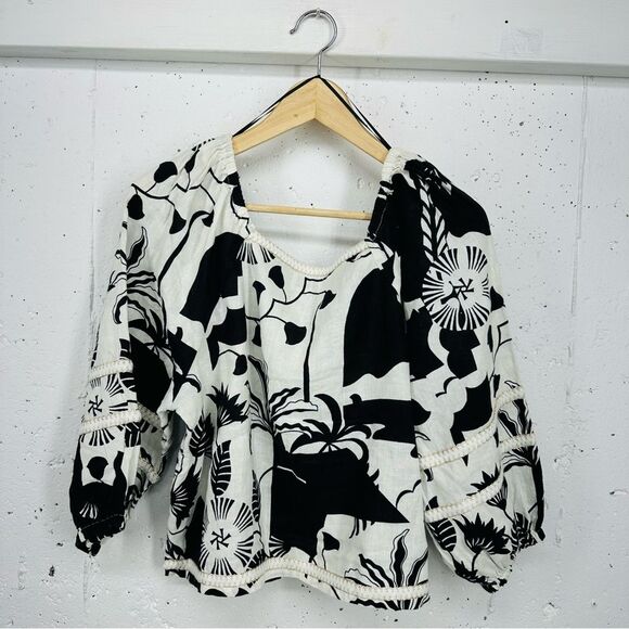 Nicole Miller Women’s size Medium Linen Off Shoulder Blouse - Picture 6 of 9